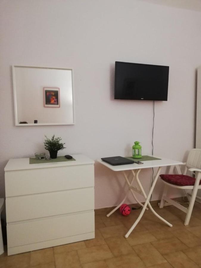 Xellena Apartment Kallithea  エクステリア 写真